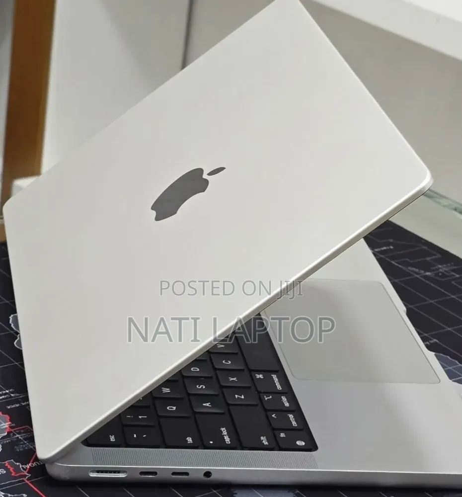 New Laptop Apple MacBook Pro 2021 M1 32GB Apple M1 Pro SSD 512GB