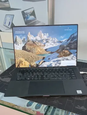 New Laptop Dell XPS 15 16GB Intel Core i7 SSD 512GB