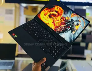 New Laptop Lenovo Legion 5 16GB AMD Ryzen 7 SSD 512GB
