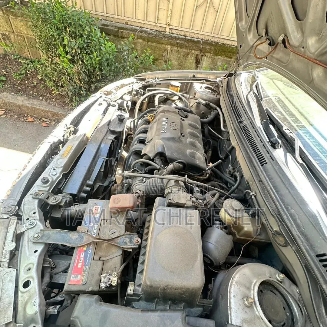 Toyota Corolla 2005 Silver