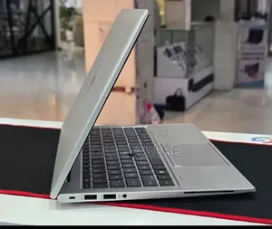 New Laptop HP EliteBook 840 G8 16GB Intel Core i5 SSD 512GB