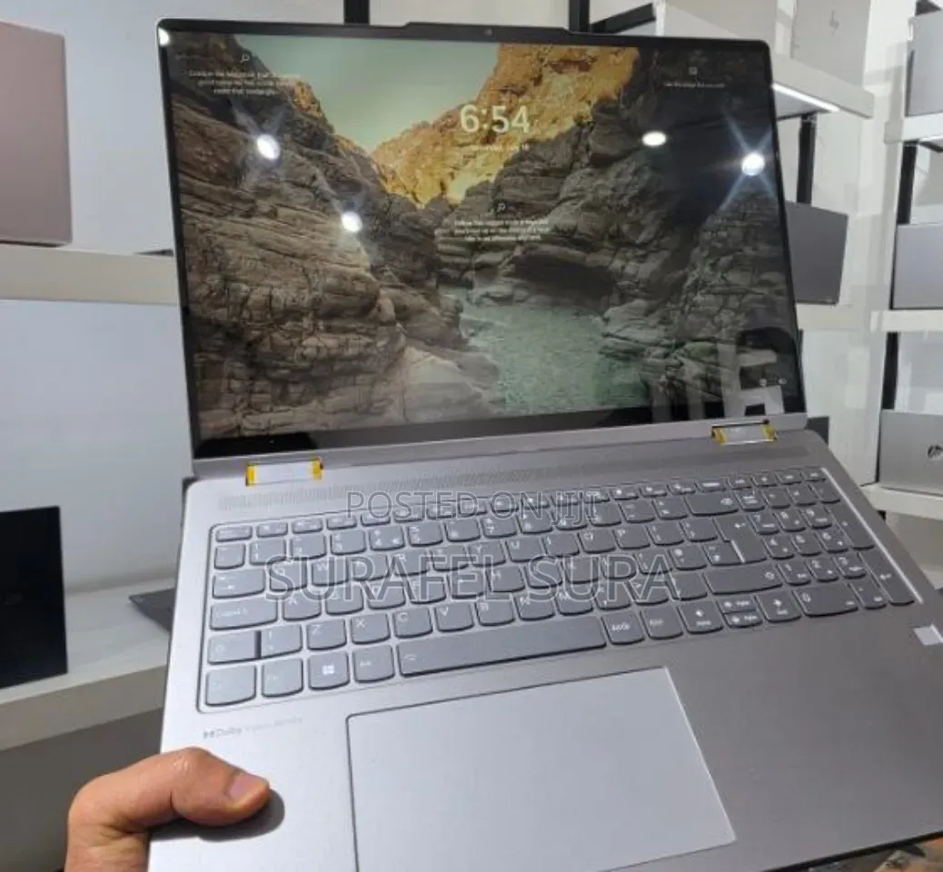 New Laptop Lenovo Yoga 2 16GB AMD Ryzen 7 SSD 512GB