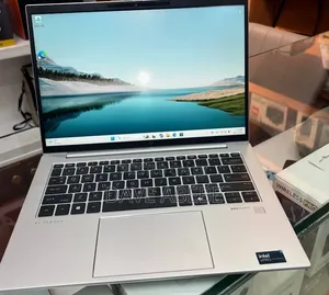 New Laptop HP EliteBook 840 G11 16GB Intel Core Ultra 7 SSD 512GB