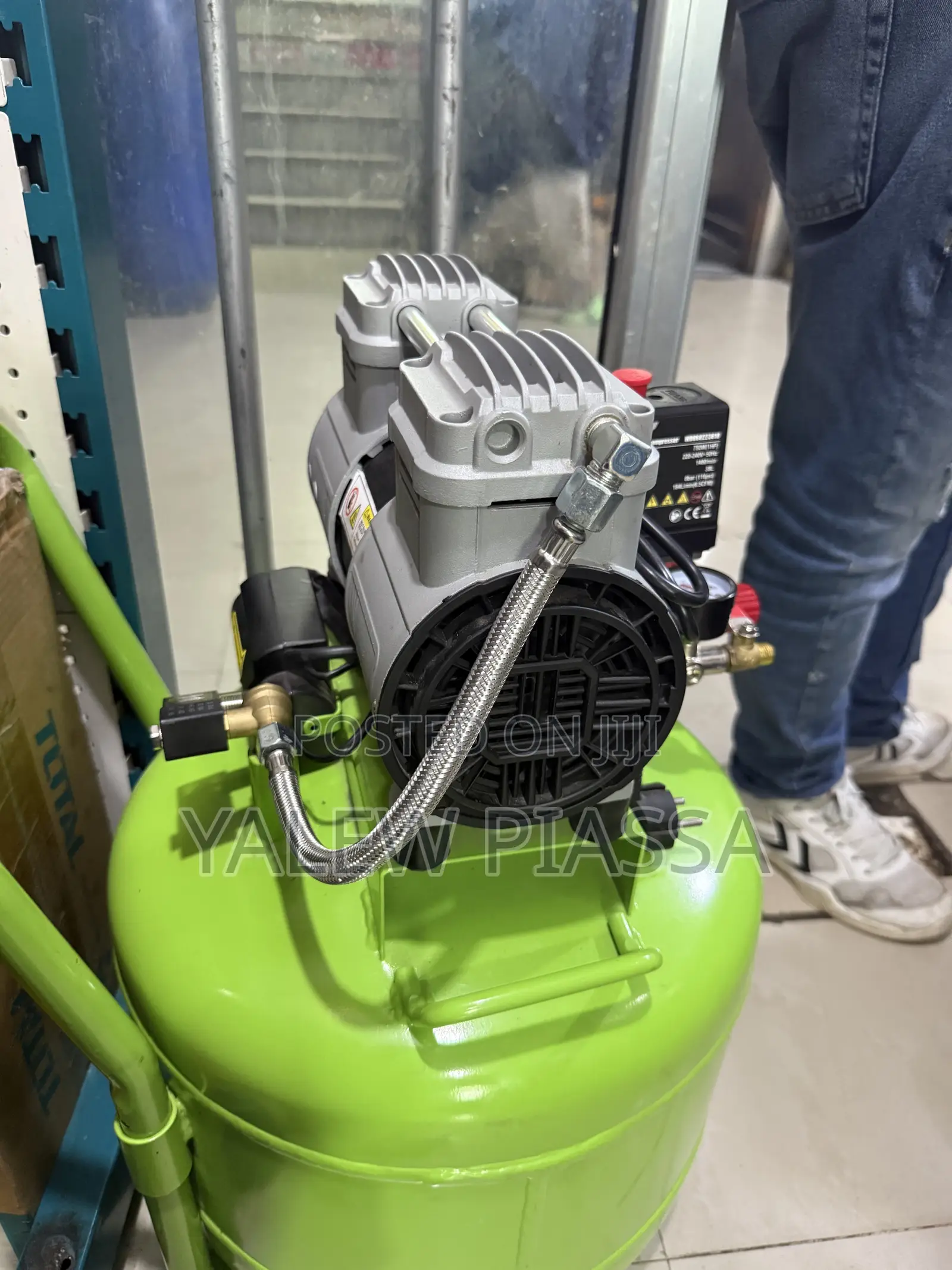 Vido Sighlet Compressor