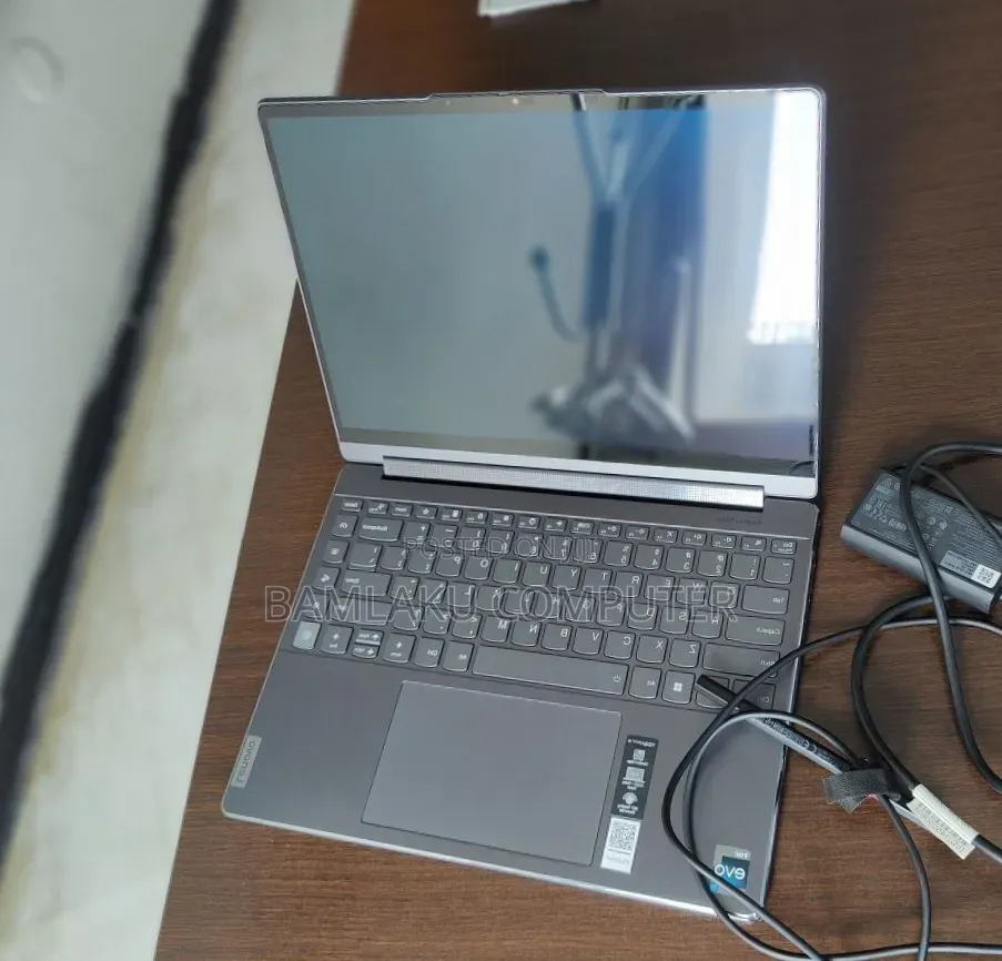 New Laptop Lenovo Yoga 9i 16GB Intel Core i7 SSD 1T