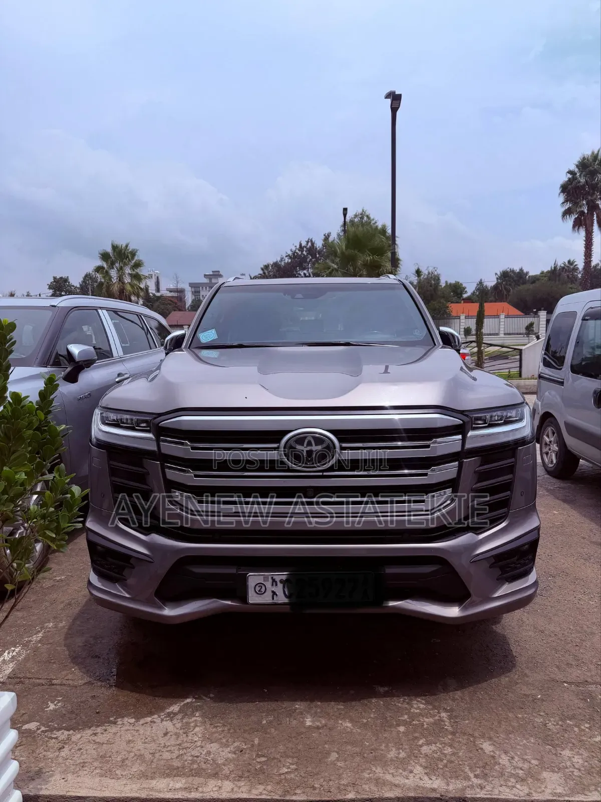 Toyota Land Cruiser 2022 Silver