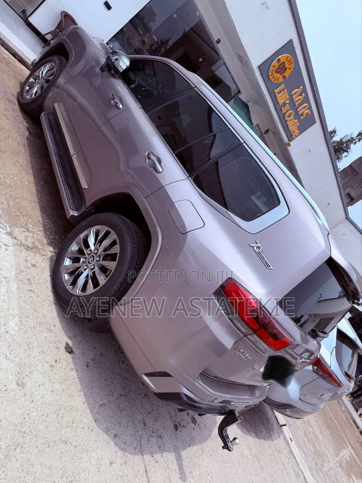 Toyota Land Cruiser 2022 Silver
