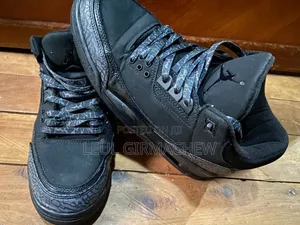 Air Jordan 3 Retro "Black Cat"