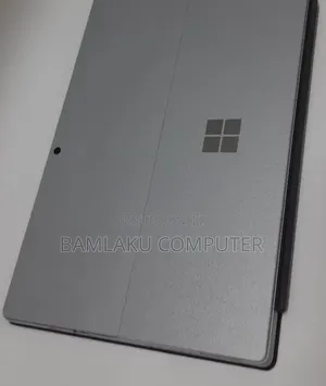 New Laptop Microsoft Surface Pro 7+ 16GB Intel Core i5 SSD 256GB