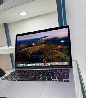 New Laptop Apple MacBook Air 2020 8GB Apple M1 SSD 256GB