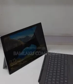 New Laptop Microsoft Surface Pro 6 8GB Intel Core i5 SSD 256GB