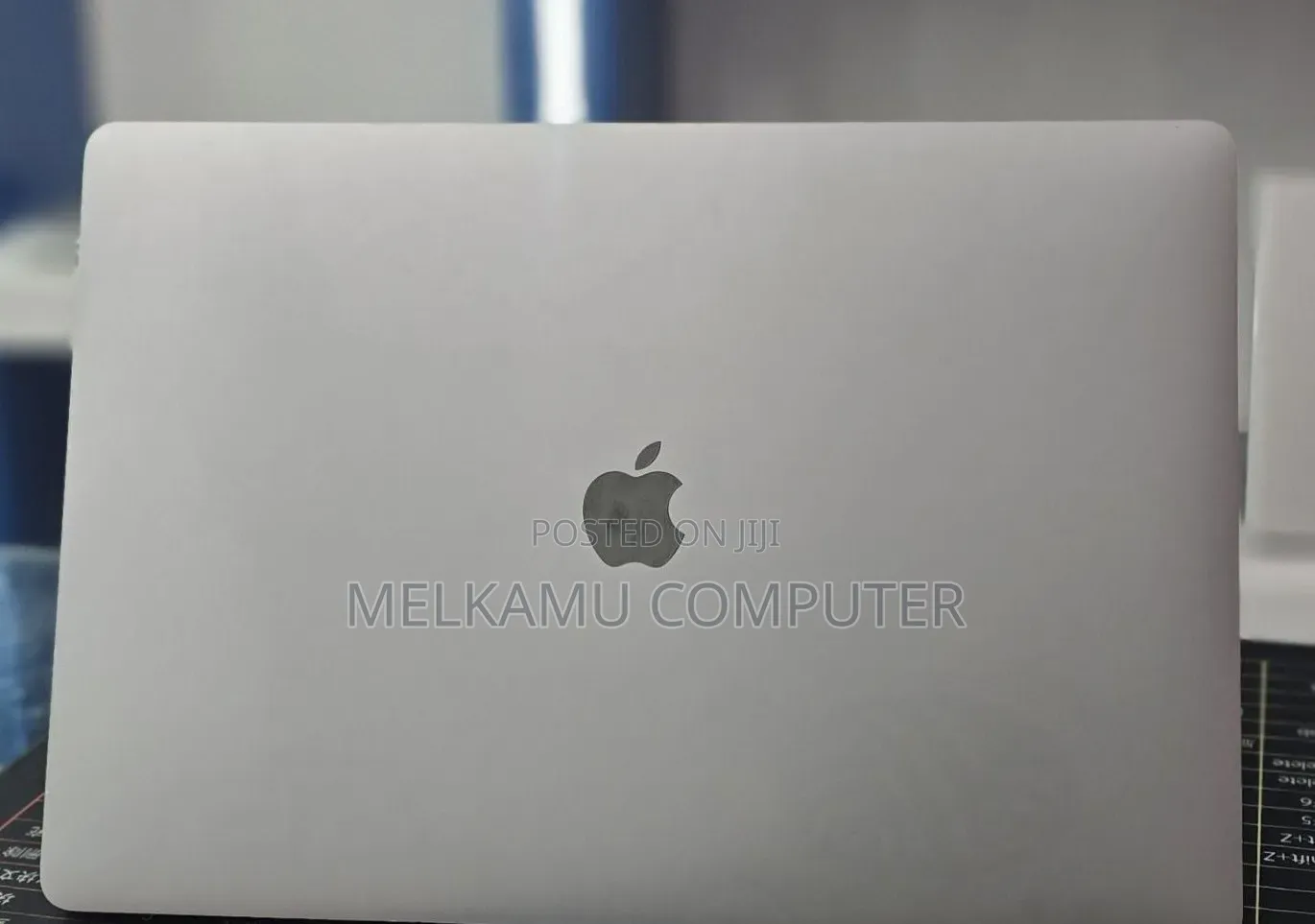 New Laptop Apple MacBook Pro 2019 32GB Intel Core i9 SSD 1T