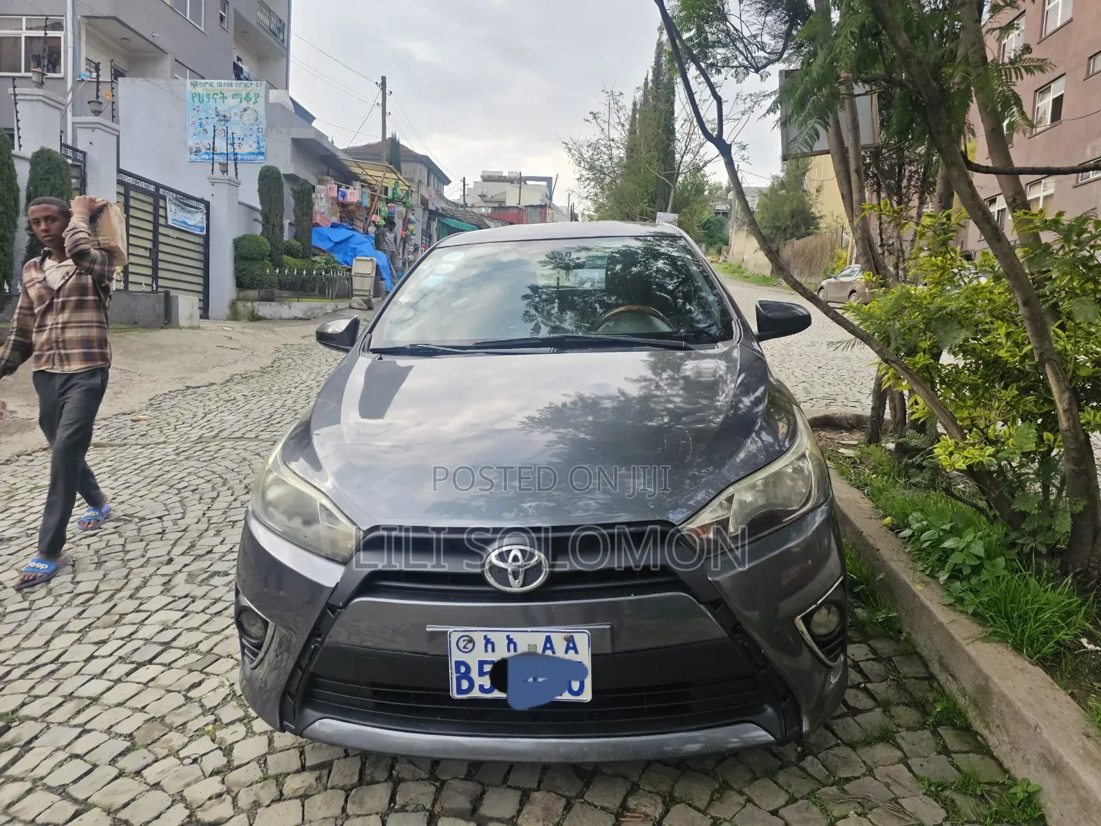 Toyota Yaris 2015 Gray