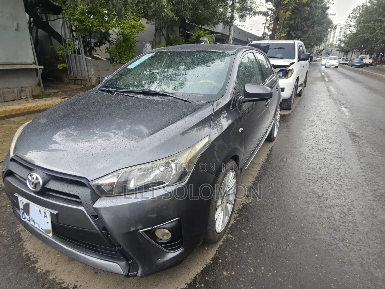 Toyota Yaris 2015 Gray