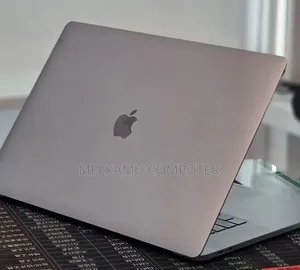 New Laptop Apple MacBook Pro 2019 16GB Intel Core i9 SSD 2T