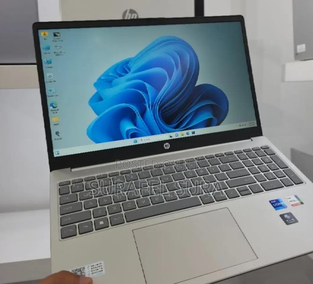 New Laptop HP Stream Notebook 16GB Intel Core i7 SSD 512GB