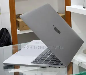 New Laptop Apple MacBook Pro 2019 16GB Intel Core i7 SSD 512GB