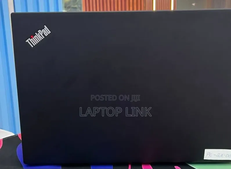 New Laptop Lenovo ThinkPad T14s G4 16GB Intel Core i7 SSD 512GB