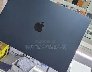New Laptop Apple MacBook Air 2025 M4 16GB Intel Core i7 SSD 256GB