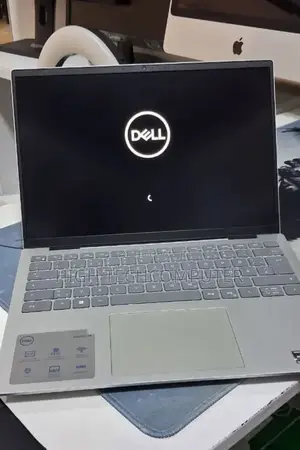 New Laptop Dell Inspiron 14 16GB AMD Ryzen 7 SSD 512GB