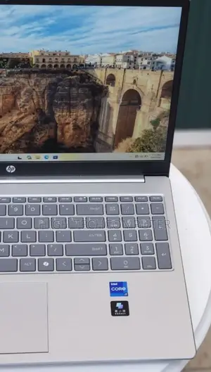 New Laptop HP Stream Notebook 16GB Intel Core i7 SSD 1T