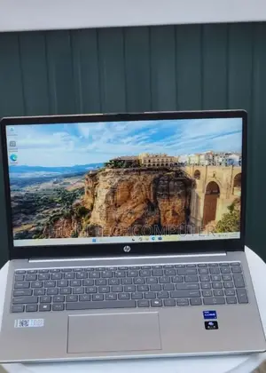 New Laptop HP Stream Notebook 16GB Intel Core i7 SSD 1T