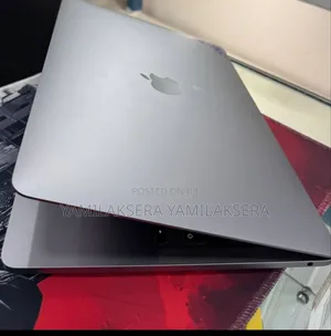 New Laptop Apple MacBook Air 2020 M1 8GB Apple M1 SSD 256GB