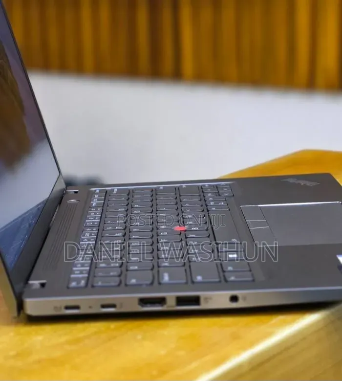 New Laptop Lenovo ThinkPad T14 16GB Intel Core i7 SSD 512GB