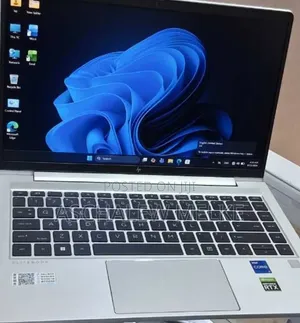 New Laptop HP EliteBook 640 G10 16GB Intel Core i7 SSD 512GB