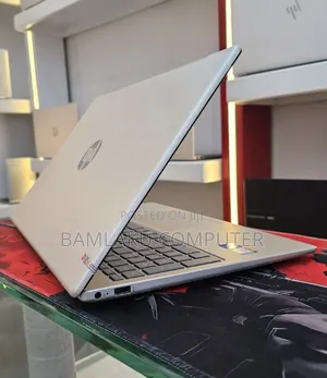New Laptop HP Stream Notebook 16GB Intel Core i7 SSD 512GB