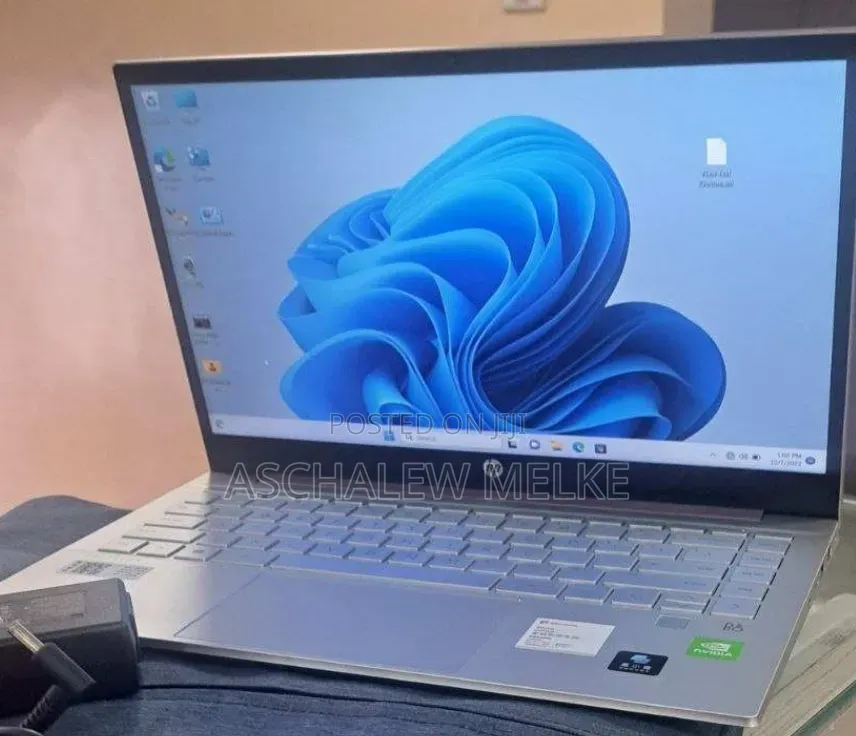 New Laptop HP Pavilion 14 16GB Intel Core i5 SSD 512GB