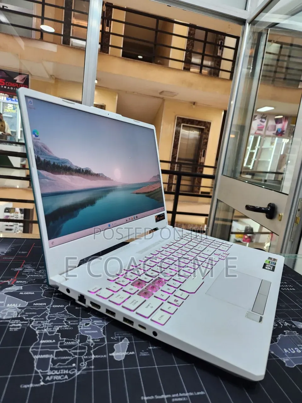 New Laptop Asus 16GB AMD Ryzen 9 SSD 512GB