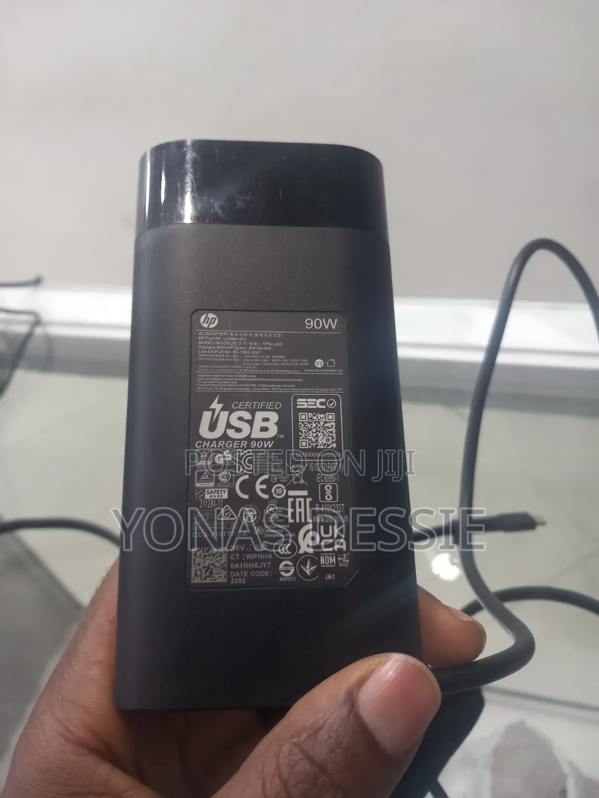 Laptoo Adaptors