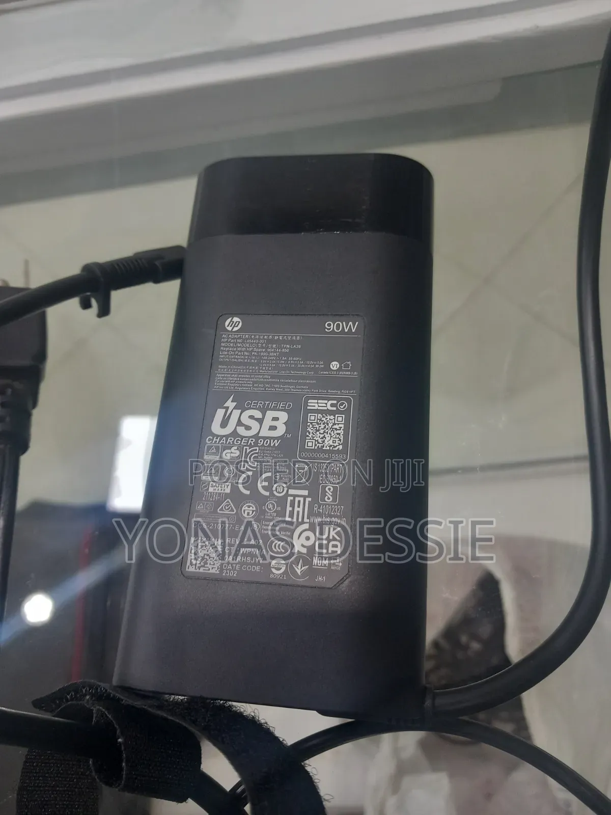 Laptoo Adaptors