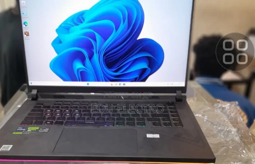 New Laptop Asus ROG Strix G15 16GB Intel Core i9 SSD 1T