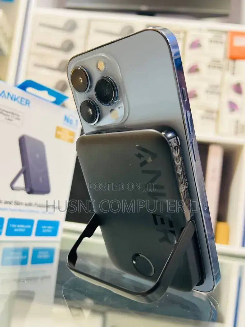 Anker MagGo Power Bank (5,000mAh, 7.5W, Stand)