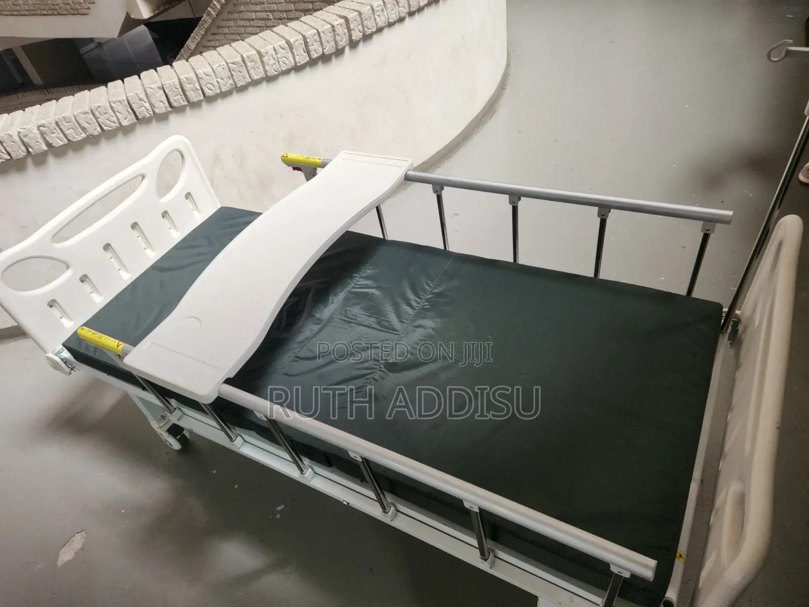 Hospital Bed鳵的medical bed軟禁Hospital bed㠭我Hospital Bed障我Hospital Bed