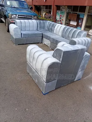 7-Seater Luxury Living Room Sofa Set (Brand New)