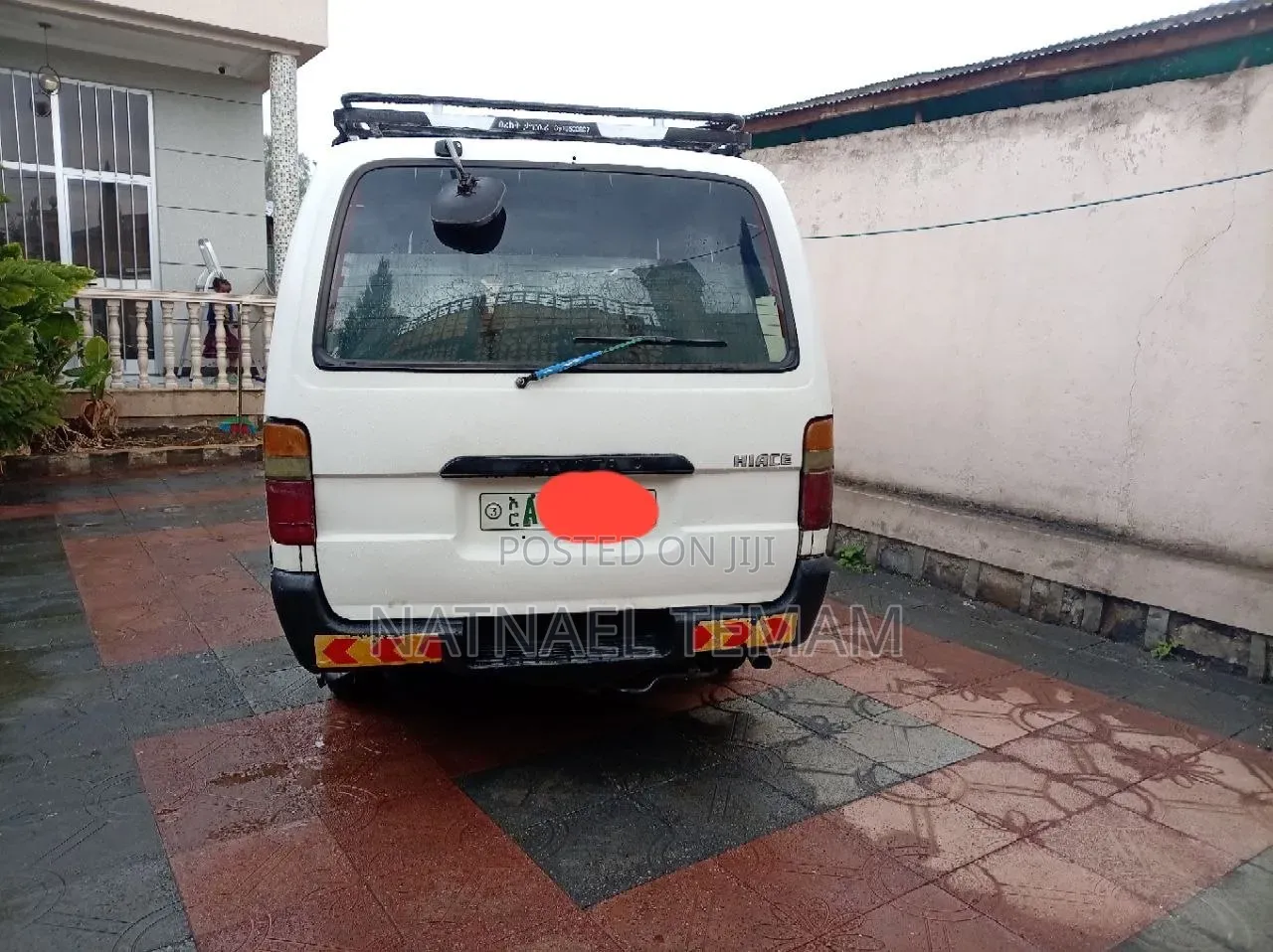 Toyota HiAce 2001 White