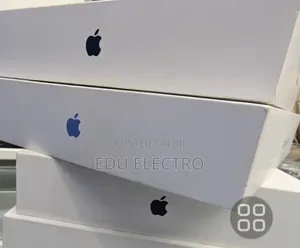 New Laptop Apple MacBook Pro 2025 M5 32GB Apple M5 Pro SSD 2T