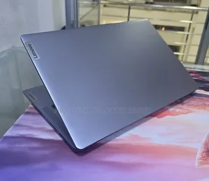 New Laptop Lenovo Ideapad 3 8GB Intel Core i5 SSD 512GB