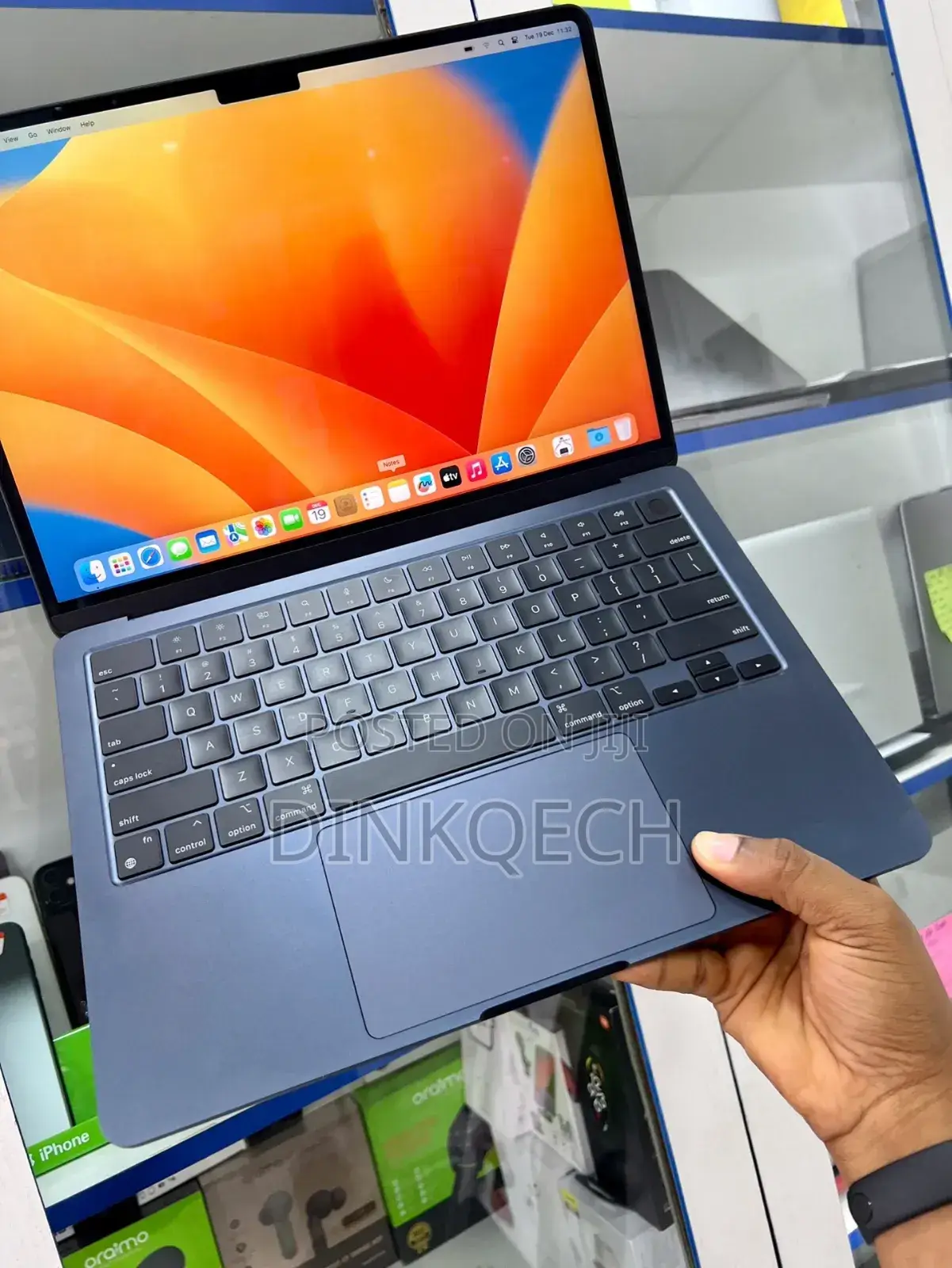 Laptop Apple MacBook Air 2022 M2 8GB Apple M2 SSD 256GB