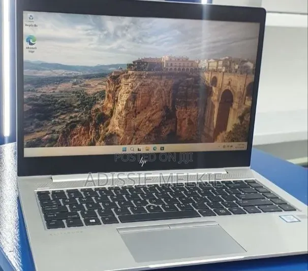New Laptop HP EliteBook 840 G5 16GB Intel Core i7 SSD 512GB