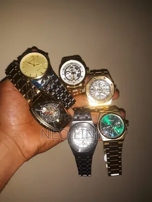ዘመናዊ እና ስታይሊሽ ሰዓቶች