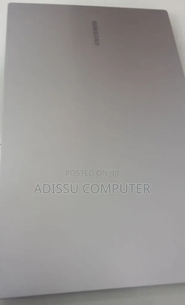 New Laptop Samsung Galaxy Book 2 8GB Intel Core i5 SSD 512GB