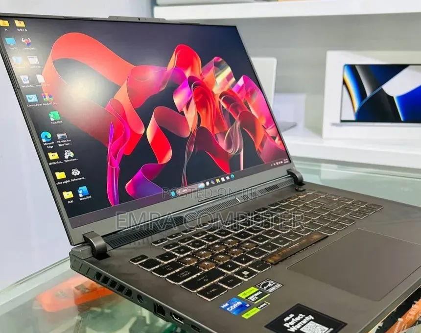 New Laptop Asus 16GB Intel Core i9 SSD 1T