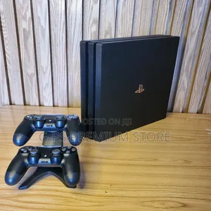 PS4 Pro – 2 Joystick Bundle