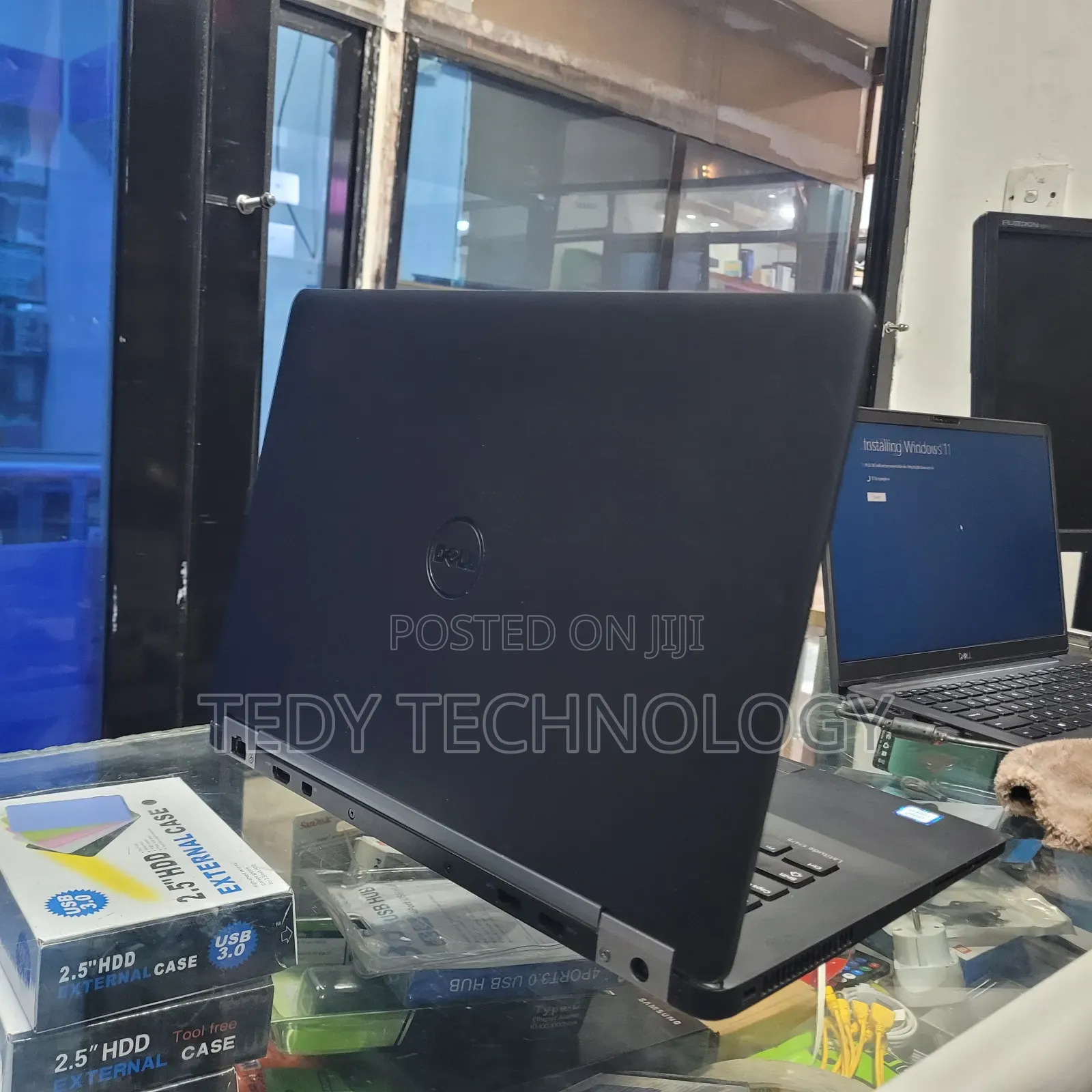 New Laptop Dell Latitude 5310 8GB Intel Core i5 SSD 256GB