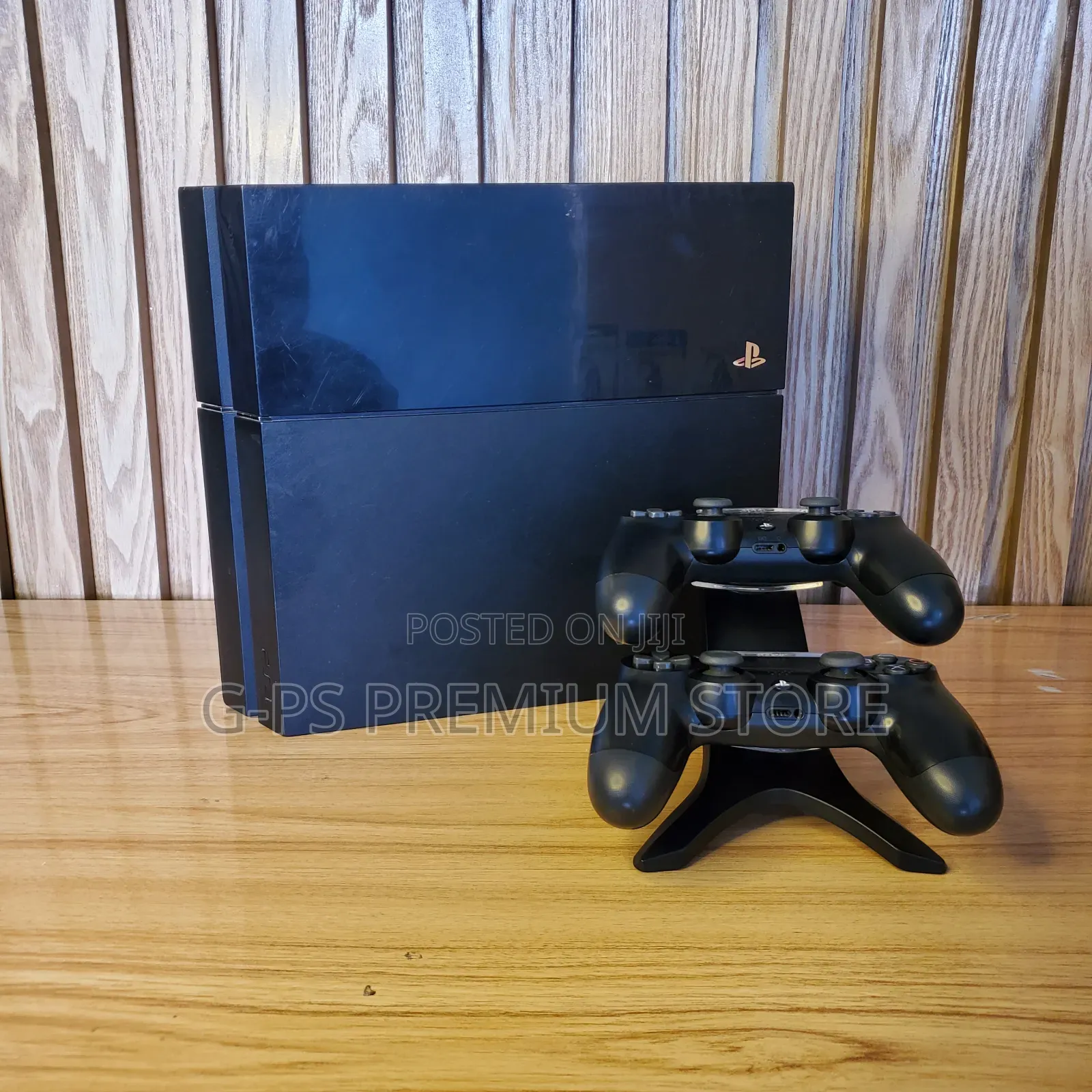 PS4 Fat – Dubai Imported Gaming Set
‎