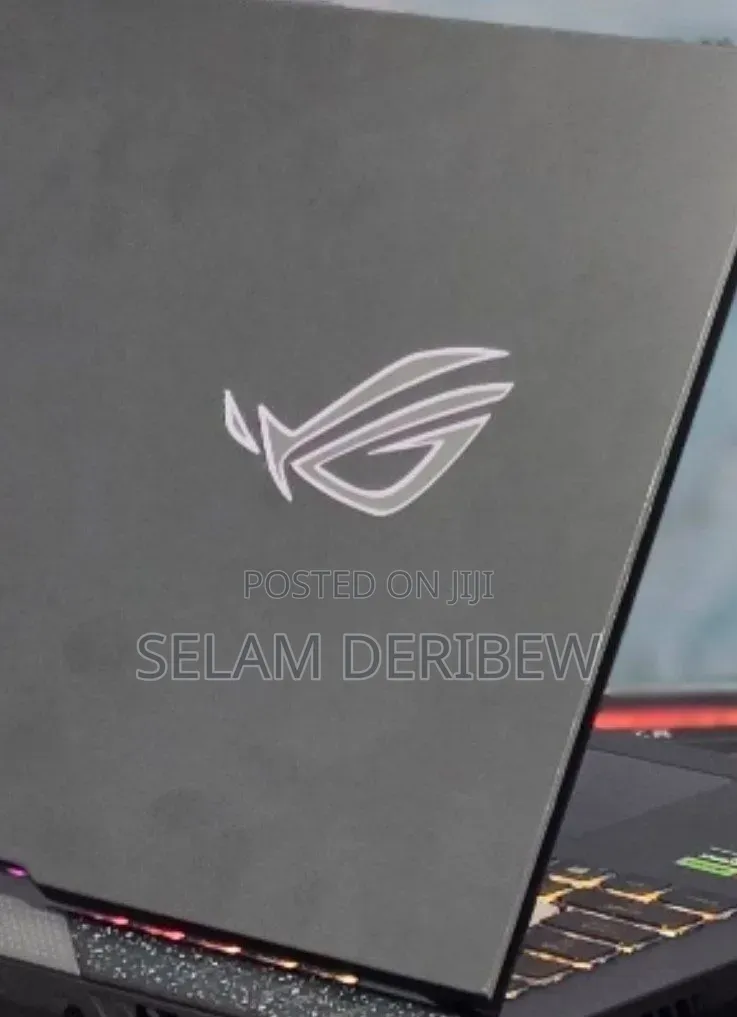 New Laptop Asus ROG Strix G17 16GB AMD Ryzen 9 SSD 1T